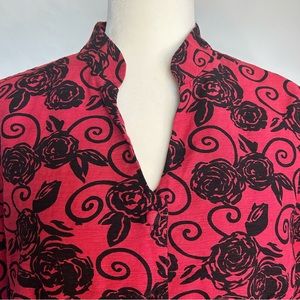 Silk Land floral top 3/4 sleeve front buttons great condition size L